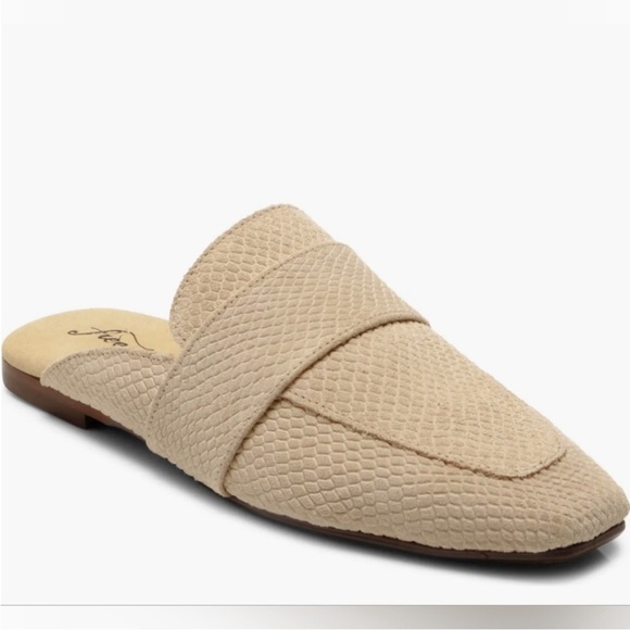 Free People Shoes - Free People At Ease Loafer 2.0 Embossed Suede Mules eu 36‎